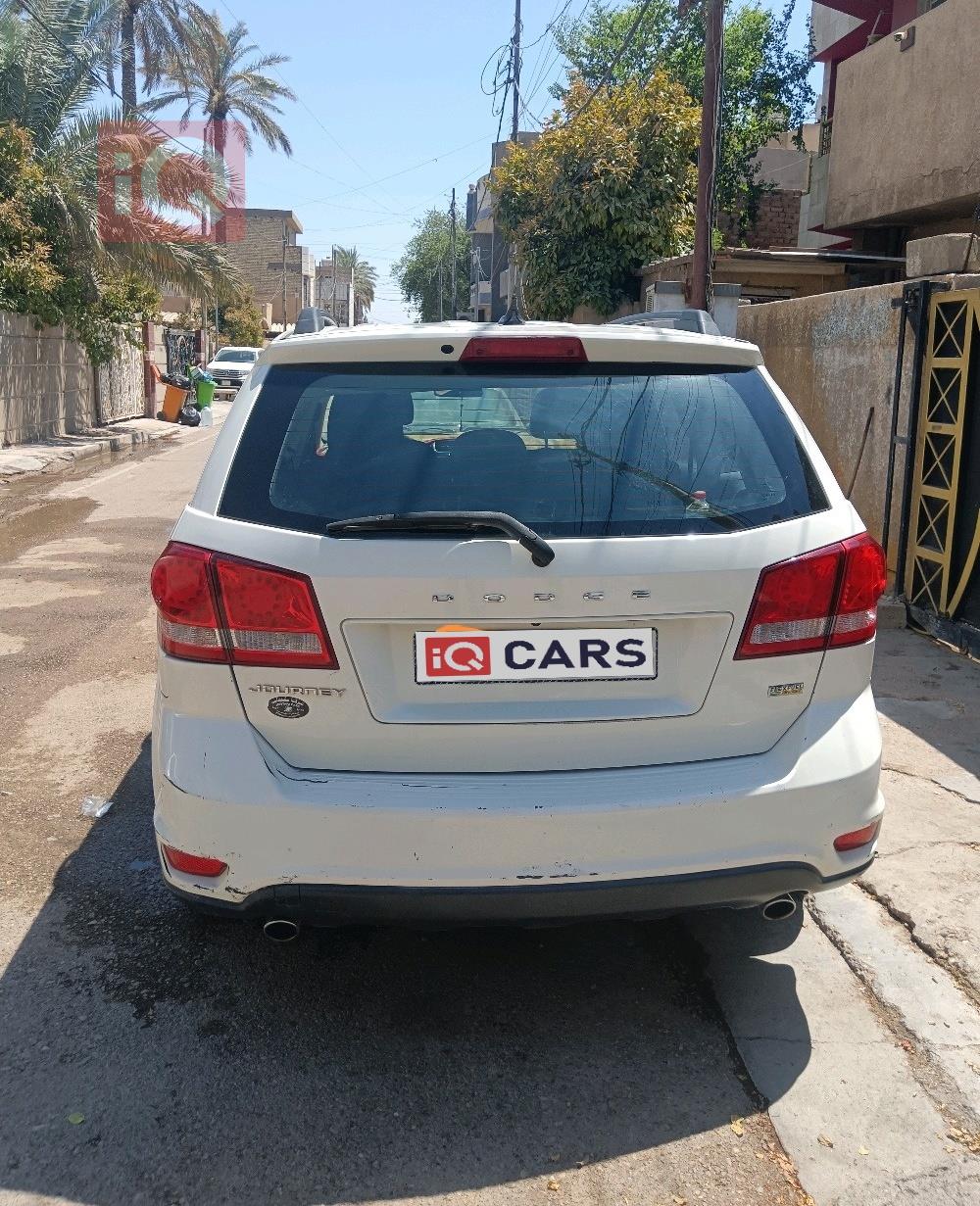 دودج جورني